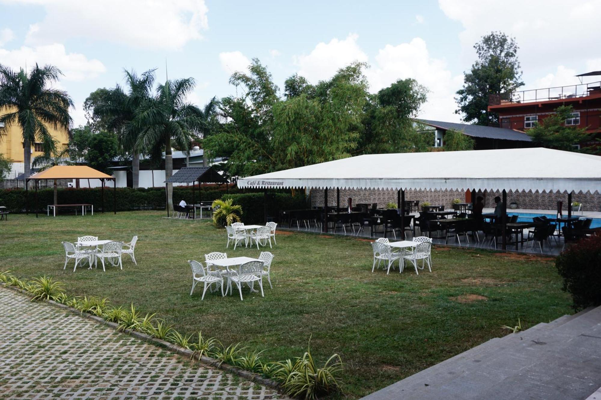 Vistar Resort & Hotels Kammasandra Esterno foto