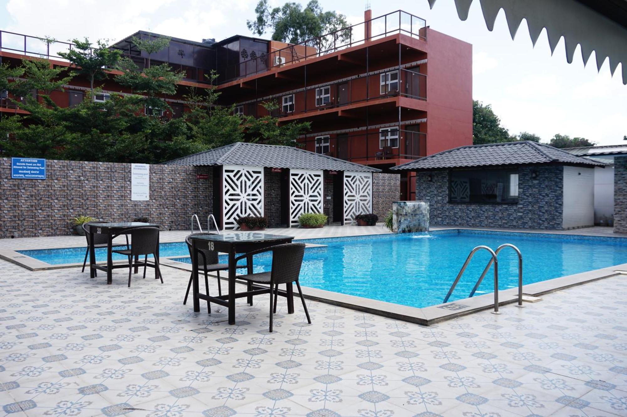 Vistar Resort & Hotels Kammasandra Esterno foto